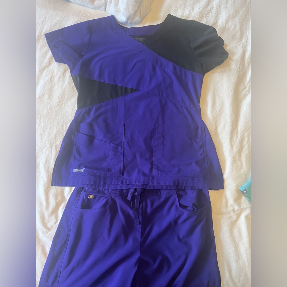 Greys anatomy scrubs